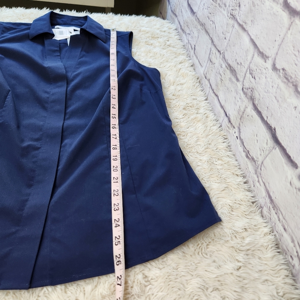 Foxcroft NWT Taylor Sleeveless Button-up No Iron Shirt In Navy Womens Size 8 - Picture 7 of 9